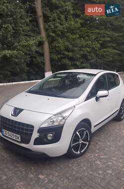 Хетчбек Peugeot 3008 2013 в Чернівцях