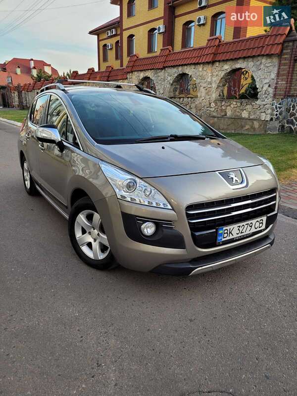Позашляховик / Кросовер Peugeot 3008 2013 в Рівному