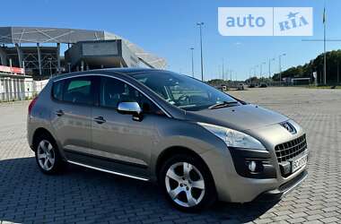 Позашляховик / Кросовер Peugeot 3008 2012 в Львові