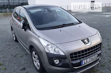 Внедорожник / Кроссовер Peugeot 3008 2010 в Харькове