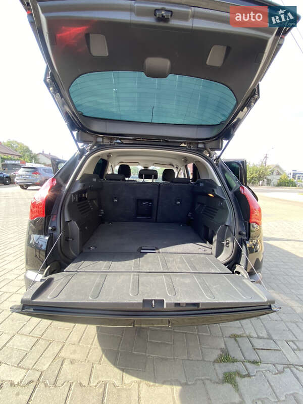 Позашляховик / Кросовер Peugeot 3008 2012 в Івано-Франківську