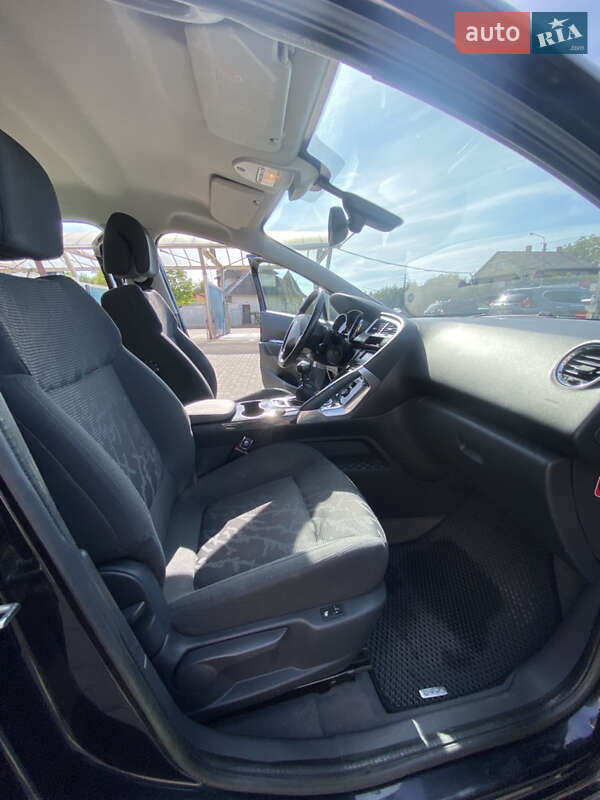 Позашляховик / Кросовер Peugeot 3008 2012 в Івано-Франківську