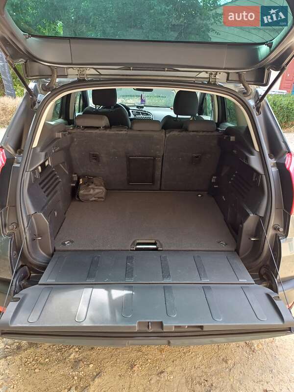 Позашляховик / Кросовер Peugeot 3008 2012 в Одесі