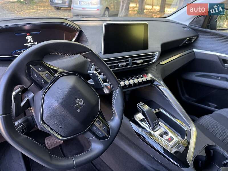 Внедорожник / Кроссовер Peugeot 3008 2019 в Ровно фото 3 Внедорожник / Кроссовер Peugeot 3008 2019 в Ровно