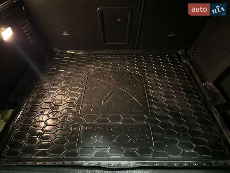 Позашляховик / Кросовер Peugeot 3008 2021 в Києві