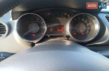 Позашляховик / Кросовер Peugeot 3008 2010 в Полтаві