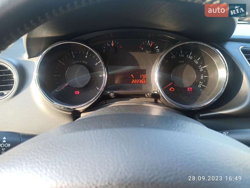 Позашляховик / Кросовер Peugeot 3008 2010 в Полтаві