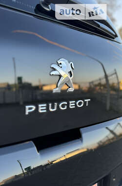 Внедорожник / Кроссовер Peugeot 3008 2016 в Ровно