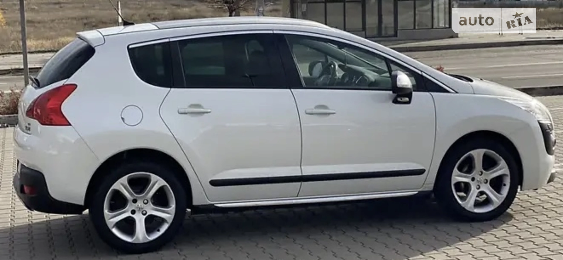 2012 Peugeot 3008 - мініатюра 2