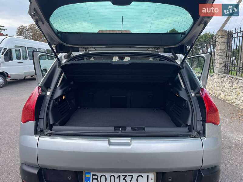 Внедорожник / Кроссовер Peugeot 3008 2011 в Тернополе