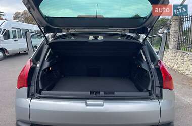 Позашляховик / Кросовер Peugeot 3008 2011 в 