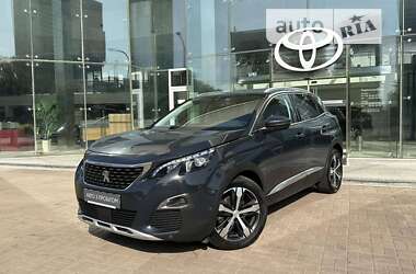 Внедорожник / Кроссовер Peugeot 3008 2019 в Киеве