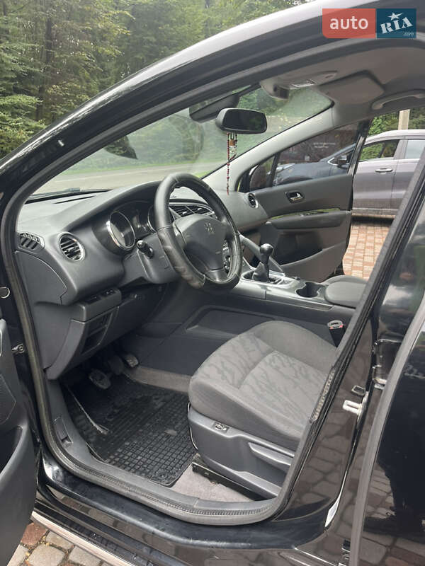 Внедорожник / Кроссовер Peugeot 3008 2012 в Трускавце