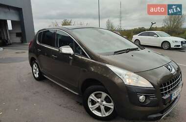 Внедорожник / Кроссовер Peugeot 3008 2009 в 