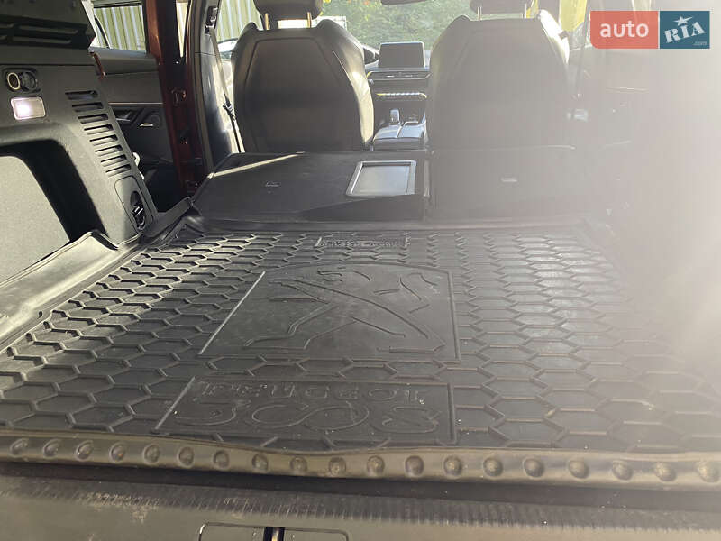 Внедорожник / Кроссовер Peugeot 3008 2017 в Львове фото 14 Внедорожник / Кроссовер Peugeot 3008 2017 в Львове