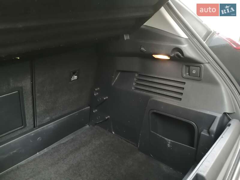 Позашляховик / Кросовер Peugeot 3008 2010 в Луцьку