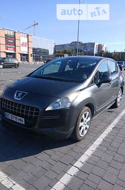 Позашляховик / Кросовер Peugeot 3008 2012 в Львові