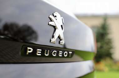 Позашляховик / Кросовер Peugeot 3008 2020 в Дрогобичі