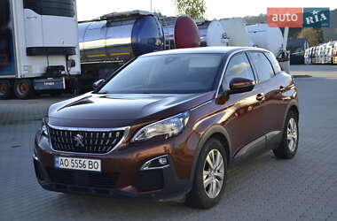 Позашляховик / Кросовер Peugeot 3008 2017 в Хусті