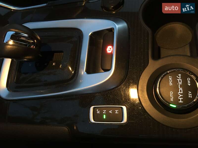 Внедорожник / Кроссовер Peugeot 3008 2014 в Ровно