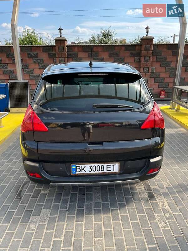 Позашляховик / Кросовер Peugeot 3008 2012 в Рівному