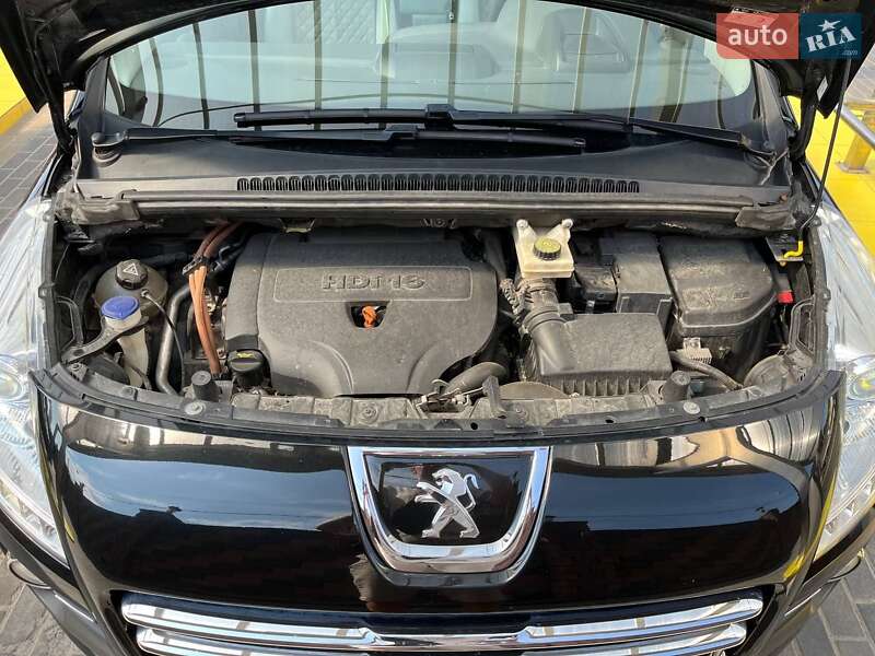 Позашляховик / Кросовер Peugeot 3008 2012 в Рівному