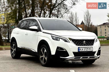 Внедорожник / Кроссовер Peugeot 3008 2017 в Киеве