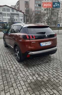 Внедорожник / Кроссовер Peugeot 3008 2018 в 