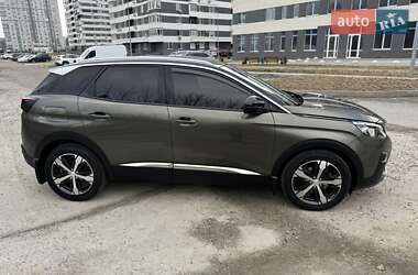 Позашляховик / Кросовер Peugeot 3008 2018 в Харкові