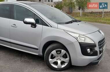 Позашляховик / Кросовер Peugeot 3008 2011 в Звягелі