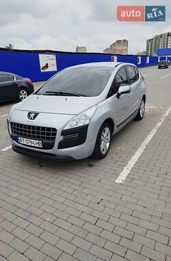 Внедорожник / Кроссовер Peugeot 3008 2010 в Калуше