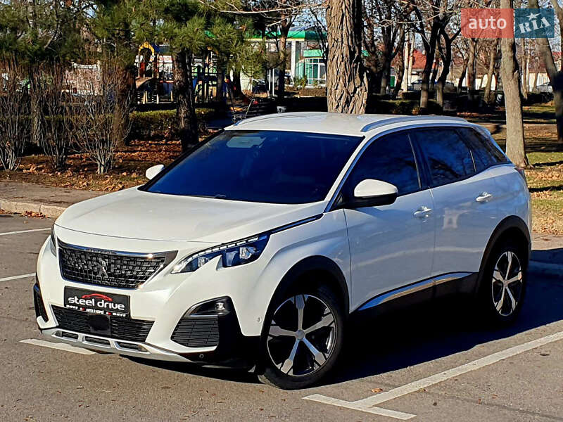 Позашляховик / Кросовер Peugeot 3008 2017 в Миколаєві