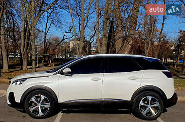 Позашляховик / Кросовер Peugeot 3008 2017 в Миколаєві