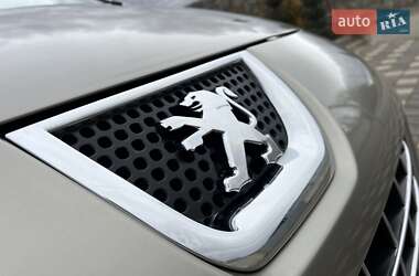 Позашляховик / Кросовер Peugeot 3008 2013 в Стрию