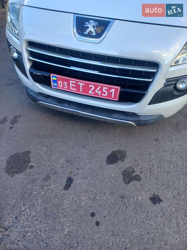 Внедорожник / Кроссовер Peugeot 3008 2011 в Костополе