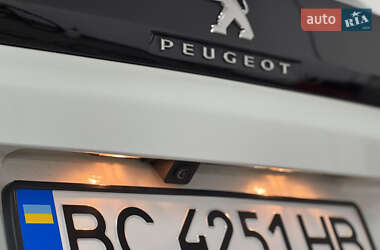 Внедорожник / Кроссовер Peugeot 3008 2017 в Тернополе