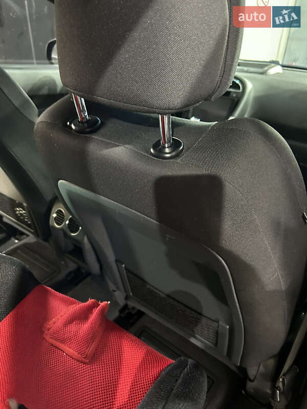 Внедорожник / Кроссовер Peugeot 3008 2011 в Киеве