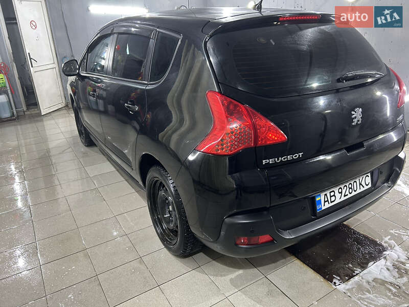 Внедорожник / Кроссовер Peugeot 3008 2011 в Киеве