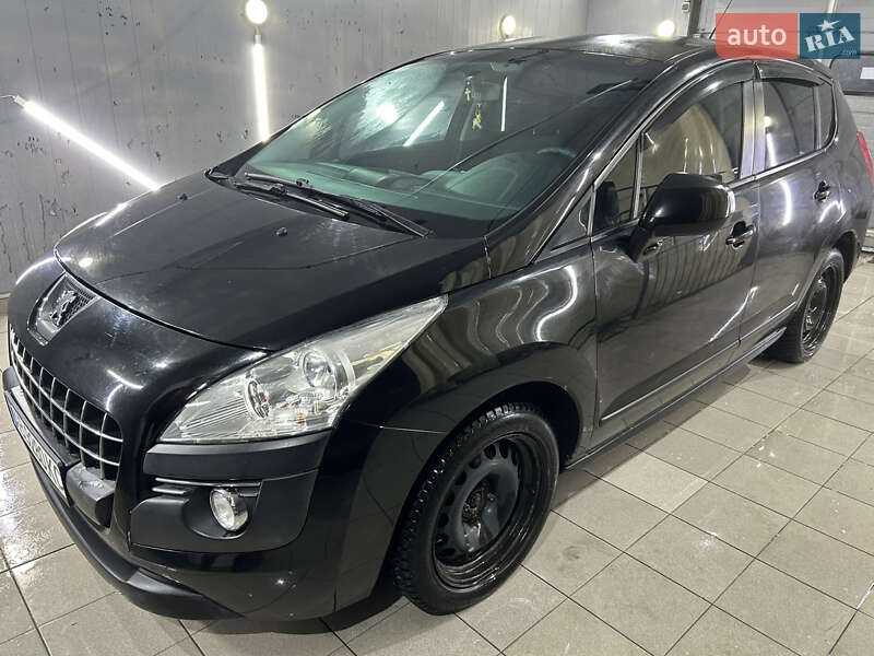Внедорожник / Кроссовер Peugeot 3008 2011 в Киеве