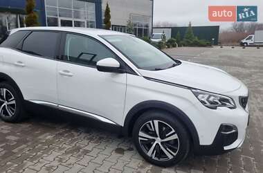 Внедорожник / Кроссовер Peugeot 3008 2020 в Киеве