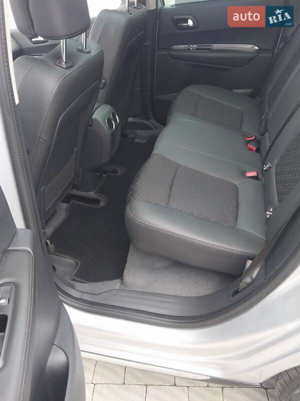 Позашляховик / Кросовер Peugeot 3008 2014 в Володимирі