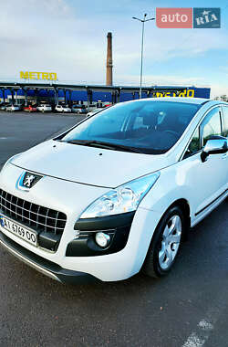 Позашляховик / Кросовер Peugeot 3008 2011 в Львові