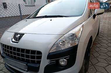 Внедорожник / Кроссовер Peugeot 3008 2010 в Дубно