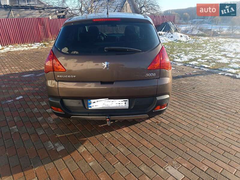Позашляховик / Кросовер Peugeot 3008 2013 в Коростені