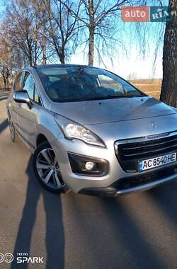 Внедорожник / Кроссовер Peugeot 3008 2014 в Владимире