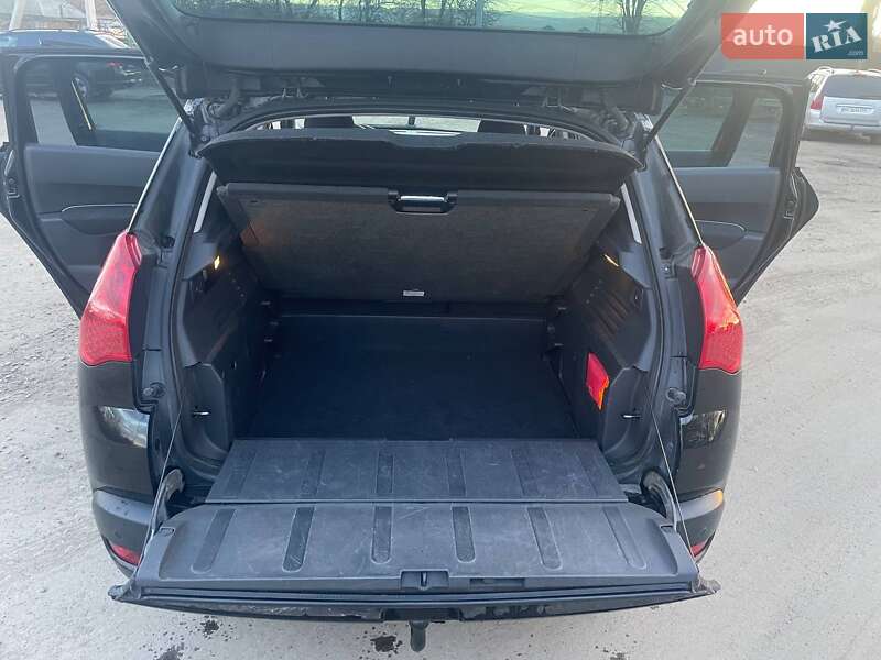 Позашляховик / Кросовер Peugeot 3008 2010 в Дрогобичі