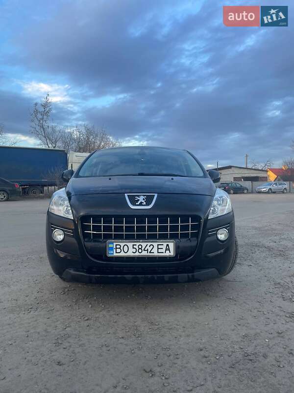 Позашляховик / Кросовер Peugeot 3008 2010 в Дрогобичі