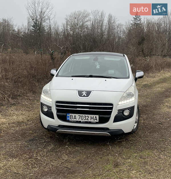 Внедорожник / Кроссовер Peugeot 3008 2013 в 