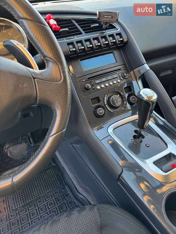 Позашляховик / Кросовер Peugeot 3008 2010 в Самборі