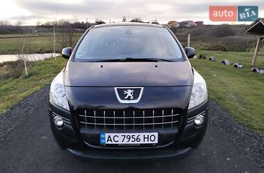 Внедорожник / Кроссовер Peugeot 3008 2010 в 